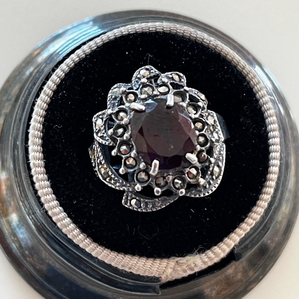 Garnet silver 925 marcasite ring Victorian style filigree